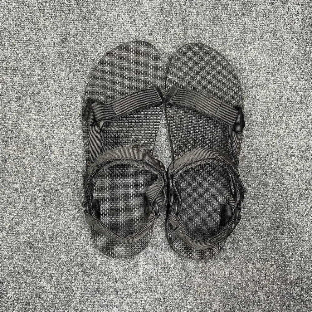 Teva Original Universal Urban Sandals Mens Size 11 Black Athletic Comfort Casual